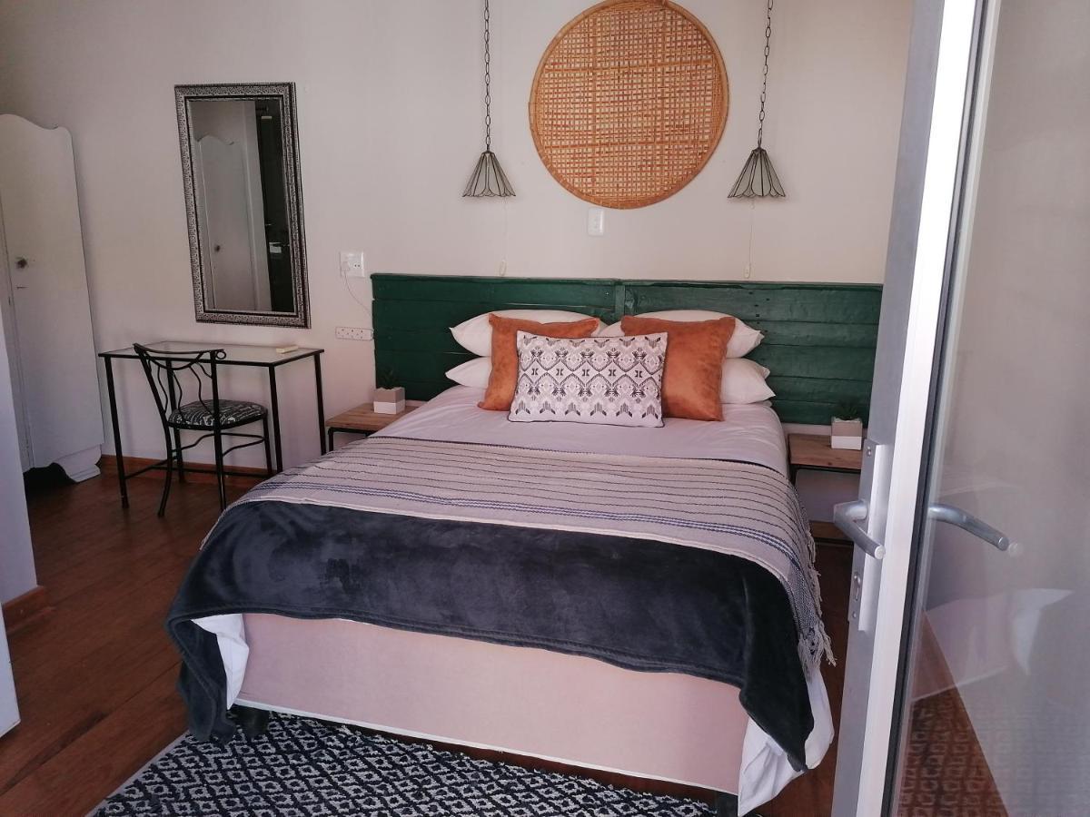 Appartamento @Mango'S Beaufort West Esterno foto