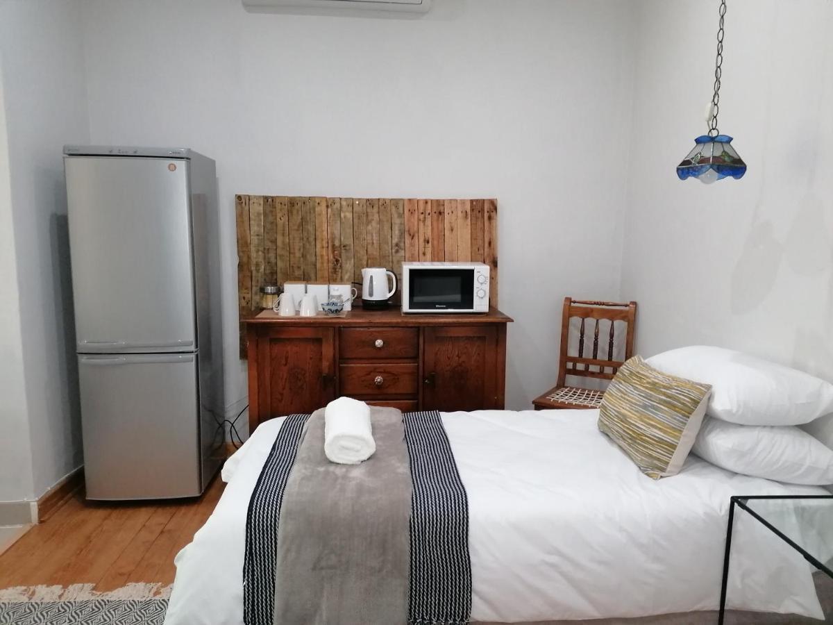 Appartamento @Mango'S Beaufort West Esterno foto