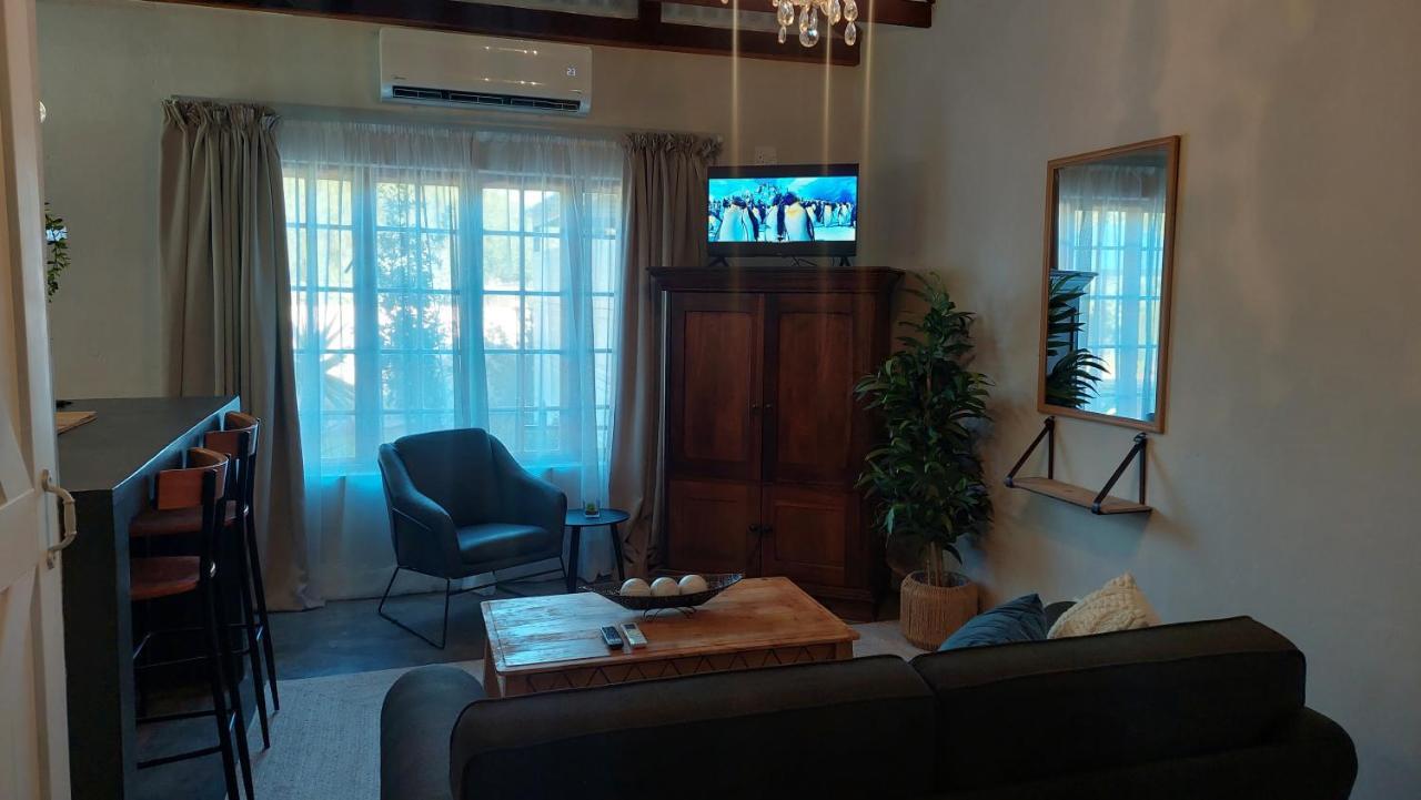 Appartamento @Mango'S Beaufort West Esterno foto
